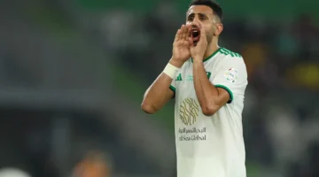 باعتراف رياض محرز.. لاعب واحد فقط يتفوق عليه في مهارة التحكم بالكرة